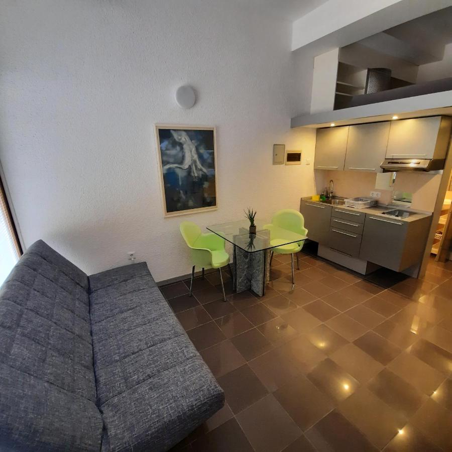 Apartment Kristjan ポルトローシュ エクステリア 写真